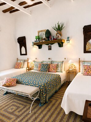Egyptian cotton sheets, premium bedding, in-room safe - Casa del Prete con Terrazzo Vista Mare (Lipari)