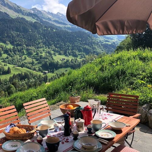 Schweizer Chalet mit Whirlpool