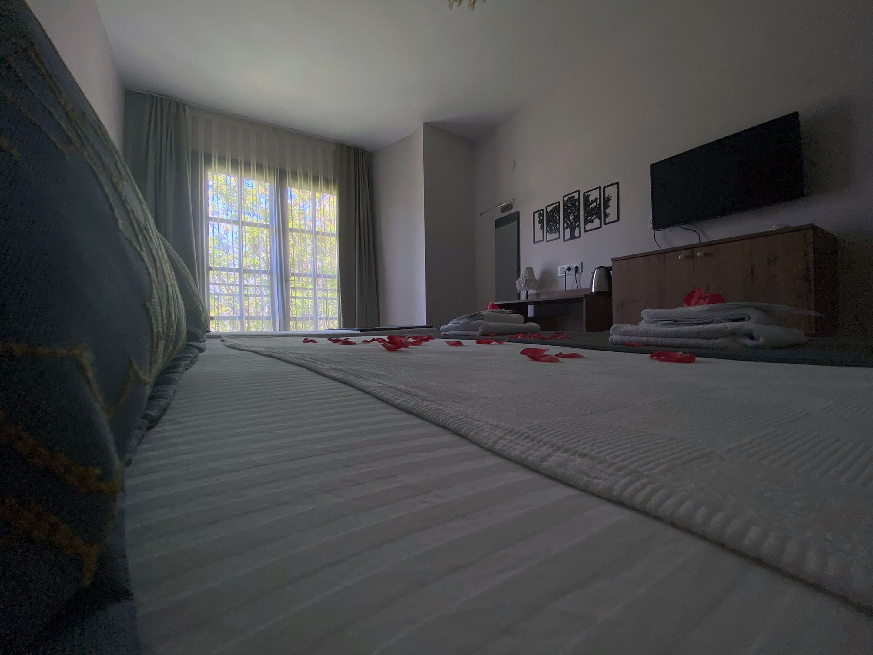 1 bedroom, minibar, in-room safe, individually furnished