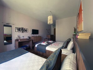 Minibar, in-room safe, individually furnished, desk - Hotel Palme Dalyan (Ortaca)