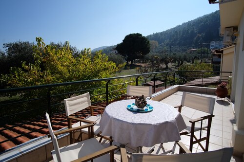 BILLIAS HOUSE VOURVOUROU Maison 4 pièces, 8 personnes avec vue magnifique sur la mer