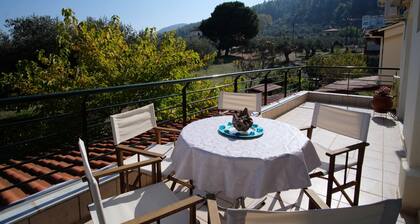 BILLIAS HOUSE VOURVOUROU Maison 4 piĂšces, 8 personnes avec vue magnifique sur la mer