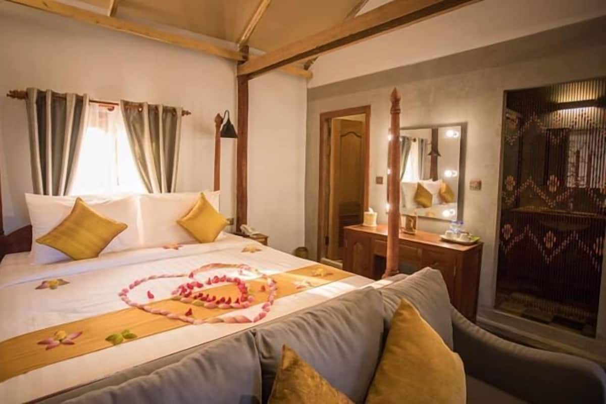 Villa familiar, varias camas, vista al jardín, en el área del jardín | Ropa de cama de alta calidad y tabla de planchar con plancha
