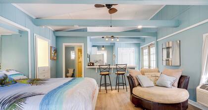4 Mi to Downtown Chattanooga: Vibrant Studio