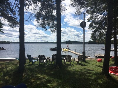 Sandy Beach Cottage on Chandos Lake