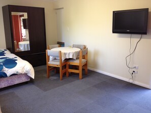 Iron/ironing board, free WiFi, bed sheets