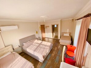 Perhehuone | Ylelliset vuodevaatteet, untuvapeitot