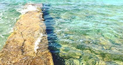 Umag cottage for couples or family near the sea Wifi garden