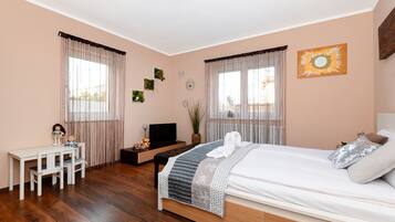 2 soverom, strykejern/-brett, wi-fi (inkludert) og sengetøy