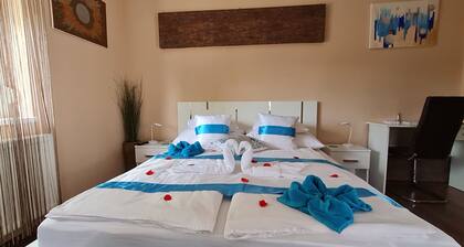 Anita Apartments, ein modernes Riverside-Hotel in der Nähe des Zentrums