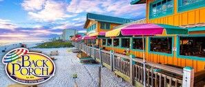 On the beach - Beach Service Included! Gulf-front, Okaloosa Island, Dune Point 701 (Fort Walton Beach)