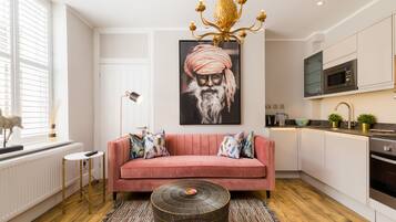 Studio Apartment | Living area