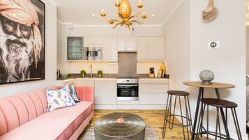 Studio Apartment | Living room