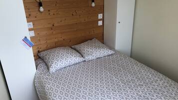 1 soveværelse, sengetøj