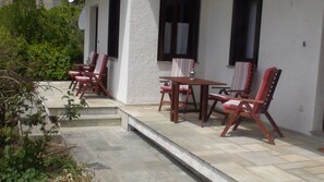 基础公寓, 海景 | 露台