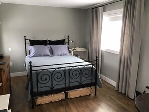 WiFi, bed sheets