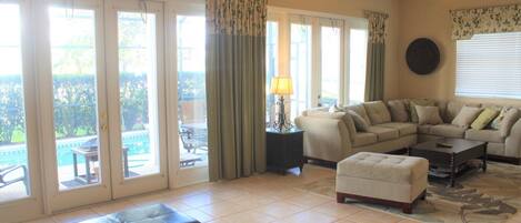 Smart TV, DVD player, table football, ping pong