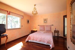 4 Schlafzimmer