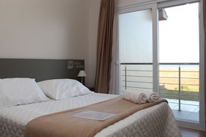 Deluxe Double Room | Minibar, desk, blackout drapes, free WiFi - Pousada Vista da Barra (Rio Grande)