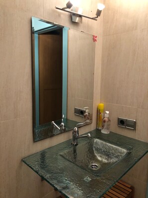 Vasca, bidet, asciugamani
