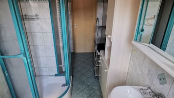 Hårtørrer, håndklæder, Toiletpapir