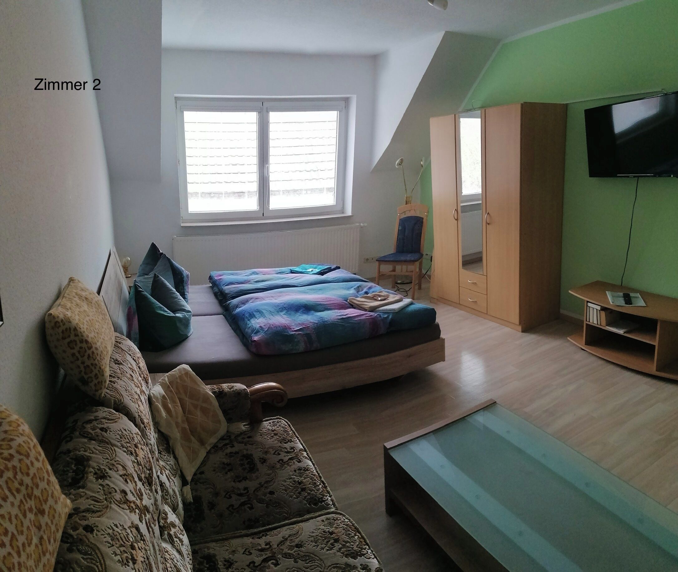 5 Schlafzimmer, Bügeleisen/Bügelbrett, kostenloses WLAN, Bettwäsche