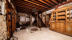 Exclusive Duplex, Garden View, Courtyard Area | Living area | LCD TV - Tas Mori Butik Otel (Bodrum)