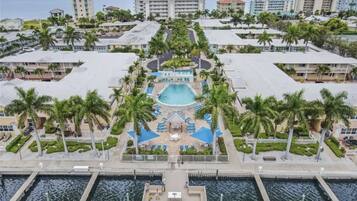 Piscina externa, piscina aquecida