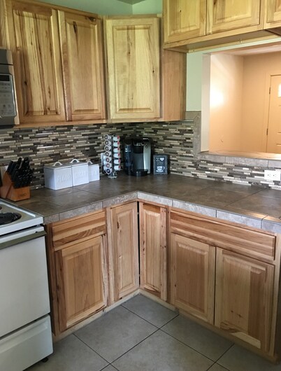 Home away from home. Clean and cozy 3 bedroom, 1 bath in Richland, WA