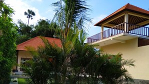 Unclassified image, 2 of 15, button - Edelweiss villa (Karangasem)