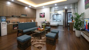Suite familiare, balcone | Pasti in camera