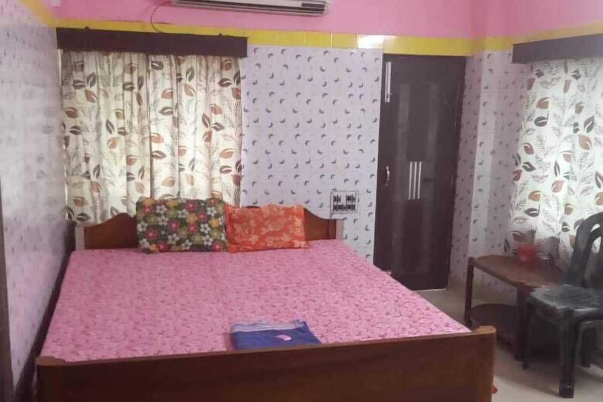 Standard Room | Living area