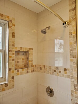 Combined shower/tub, hair dryer, towels, soap