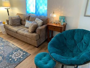 TV, fireplace, DVD player