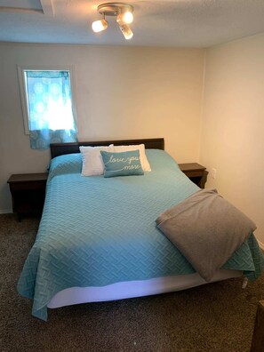 2 bedrooms, in-room safe, iron/ironing board, WiFi