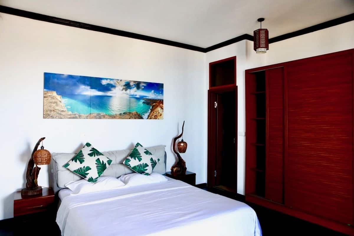 Camera Comfort (Jasmine) | Biancheria da letto di alta qualità, minibar, una cassaforte in camera