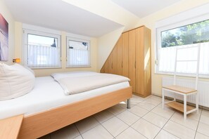 2 soveværelser, pengeskab på værelset, Wi-Fi, sengetøj