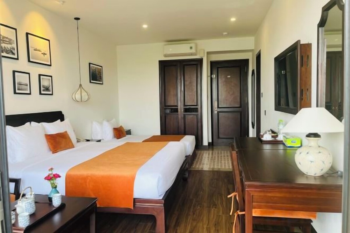 Junior Suite, 1 Bedroom, Garden View