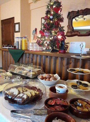 Gratis morgenmadsbuffet hver dag