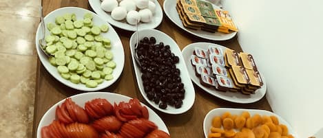 Desayuno bufé gratuito y diario