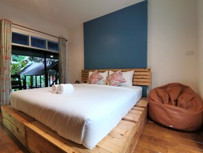 Doppelzimmer, Bergblick | Verdunkelungsvorhänge, Bügeleisen/Bügelbrett, kostenloses WLAN