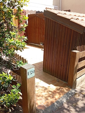 Property grounds - Quiet house in the pinede. (Lacanau Océan)