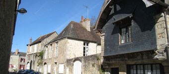 APARTMENT "LE PONT NEUF 61" **