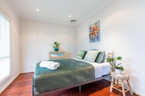 5 間睡房、熨斗/熨衫板、免費 Wi-Fi、床單