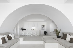 Smart TV, consola de videojuegos, juguetes