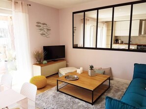 TV, stereo
