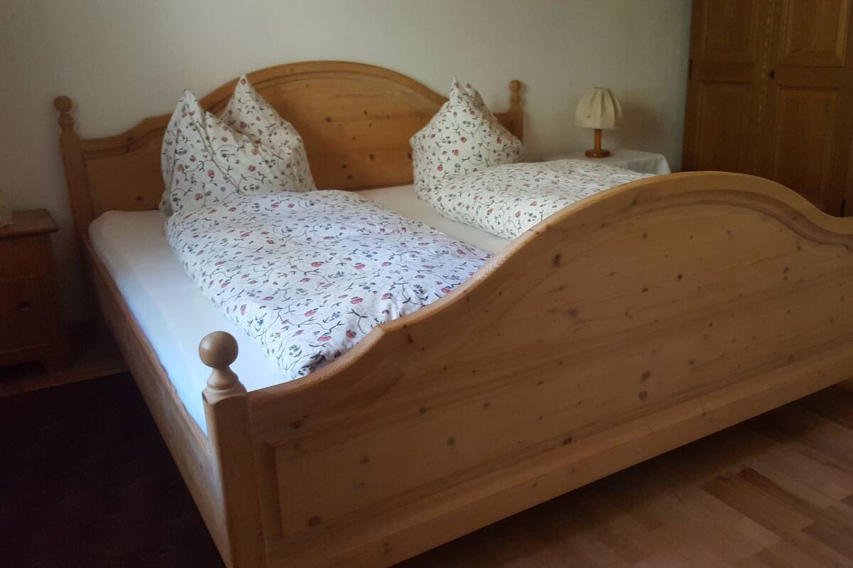 Habitación básica doble | Camas extra