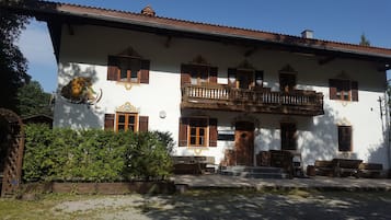 Bagian depan properti