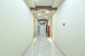 Lobby - Super OYO 111 Al Thabit Hotel (Sur)