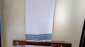 1 bedroom, premium bedding, iron/ironing board, free WiFi